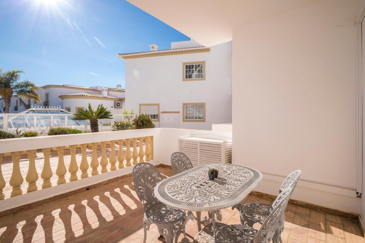 Beautiful Seaview 2 Bedroom Apartment Luz Dış mekan fotoğraf